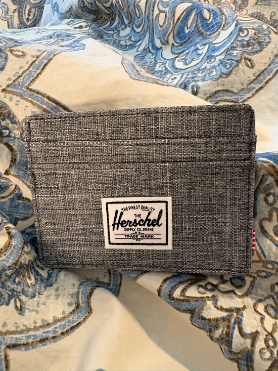 Herschel Supply Company Other - Herschel Supply Company Gray Textured RFID Card Holder